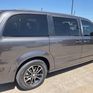 DODGE GRAND CARAVAN - 9
