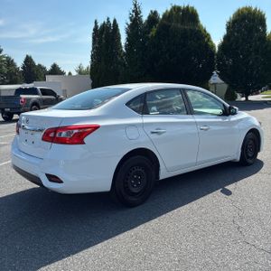 2019 Nissan SENTRA S 照片 8
