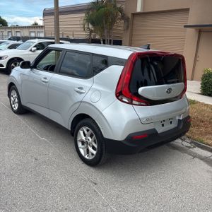 2021 KIA SOUL S 照片 5
