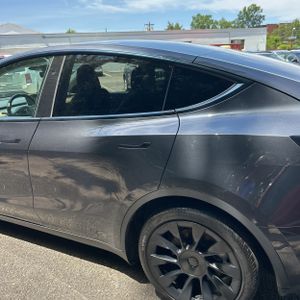 TESLA MODEL Y LONG RANGE - 6
