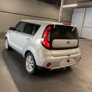 2019 KIA SOUL + — фото 5