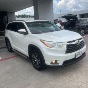 صورة 12 لـ 2016 Toyota HIGHLANDER XLE