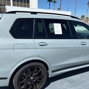 صورة 7 لـ 2025 BMW X7 M60I