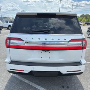 LINCOLN NAVIGATOR BLACK LABEL - 7