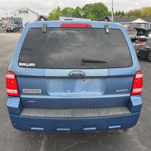 FORD ESCAPE XLT - 7