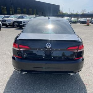 VOLKSWAGEN PASSAT R-LINE - 7