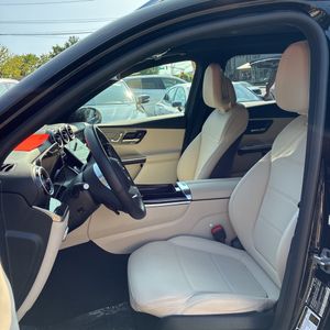 2025 Mercedes-BENZ GLC 缩略图 32