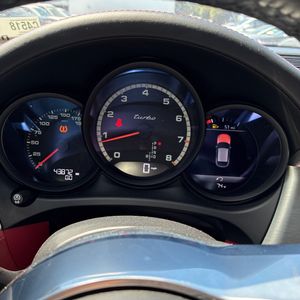2021 Porsche MACAN TURBO 照片 40
