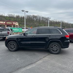 JEEP GRAND CHEROKEE LAREDO E - 3