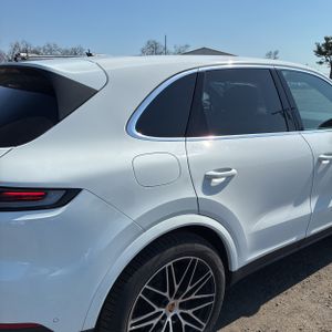 PORSCHE CAYENNE - 9