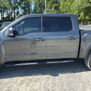 FORD F-150 RAPTOR - 4