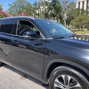 صورة 13 لـ 2022 Toyota HIGHLANDER XLE