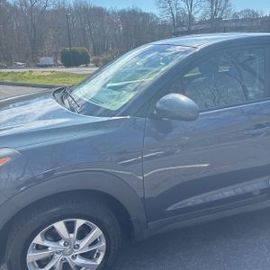 HYUNDAI TUCSON SE - 2