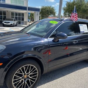 صورة 2 لـ 2019 Porsche CAYENNE S