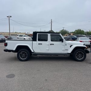 JEEP GLADIATOR OVERLAND - 10