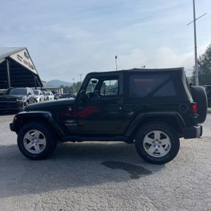 صورة 3 لـ 2010 JEEP WRANGLER SAHARA
