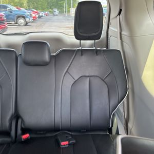 2022 Chrysler PACIFICA LIMITED — миниатюра 38
