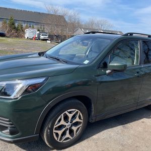 SUBARU FORESTER PREMIUM - 2