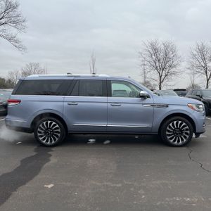 LINCOLN NAVIGATOR L BLACK LABEL - 10