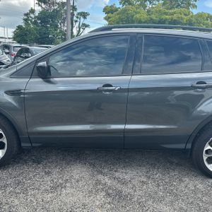 2017 FORD ESCAPE SE 照片 4