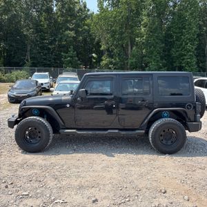 2013 JEEP WRANGLER UNLIMITED SAHARA — фото 3