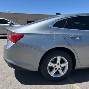 CHEVROLET MALIBU LS - 9