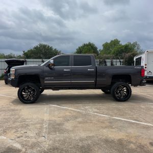 CHEVROLET SILVERADO 2500HD LTZ - 3