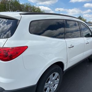 CHEVROLET TRAVERSE LT - 9