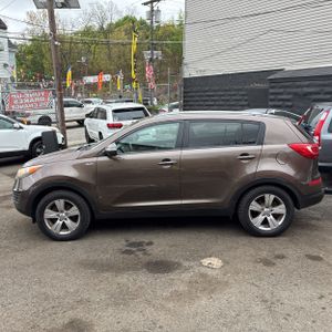 KIA SPORTAGE LX - 3