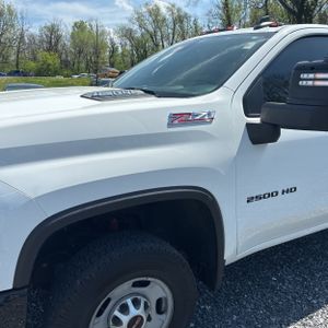 CHEVROLET SILVERADO 2500HD CUSTOM - 2