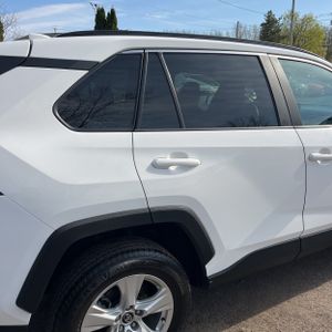 TOYOTA RAV4 - 9