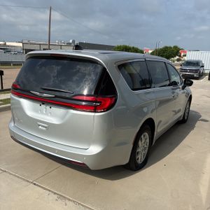 CHRYSLER PACIFICA SELECT - 8