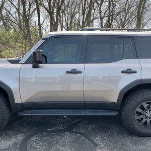 TOYOTA LAND CRUISER - 4