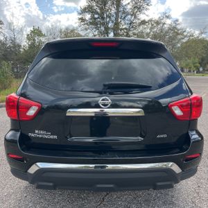 NISSAN PATHFINDER PLATINUM - 7