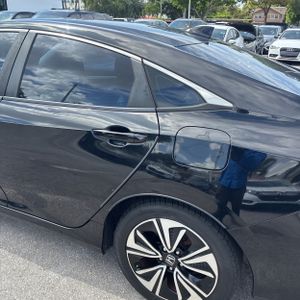 صورة 6 لـ 2016 Honda CIVIC EX-T