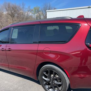 CHRYSLER PACIFICA TOURING L AWD - 6