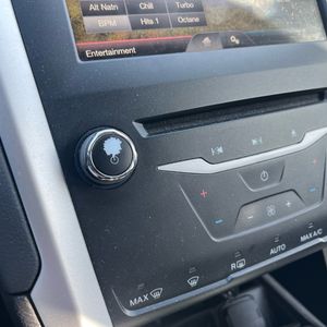2014 FORD FUSION SE 缩略图 61
