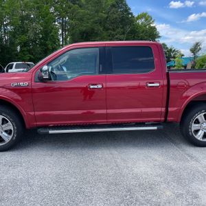 FORD F-150 LARIAT - 4
