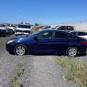 HYUNDAI SONATA GLS - 3