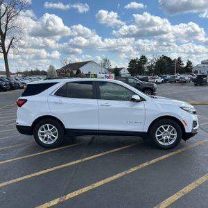 CHEVROLET EQUINOX LT - 10
