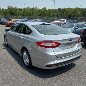 صورة 4 لـ 2016 FORD FUSION SE