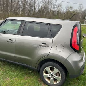 KIA SOUL BASE - 6