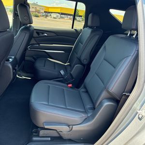صورة مصغرة 34 لـ 2025 Chevrolet TRAVERSE Z71