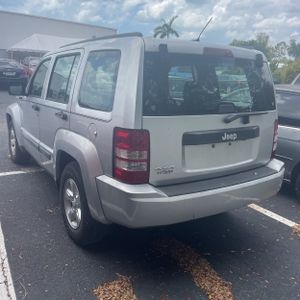 JEEP LIBERTY SPORT - 4
