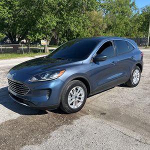 FORD ESCAPE SE - 1