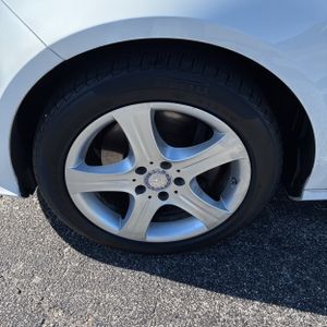 MERCEDES-BENZ E-CLASS - 9