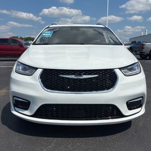 2022 Chrysler PACIFICA LIMITED — миниатюра 14