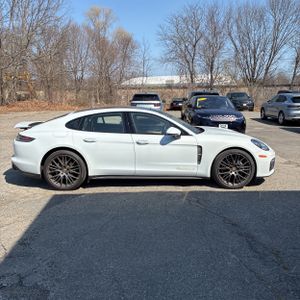 PORSCHE PANAMERA 4 PLATINUM EDITION - 10