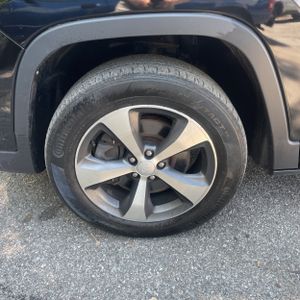 2020 JEEP CHEROKEE LIMITED — миниатюра 17