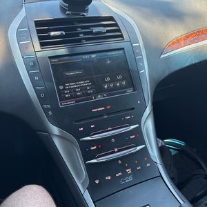 2014 Lincoln MKZ BASE — миниатюра 37